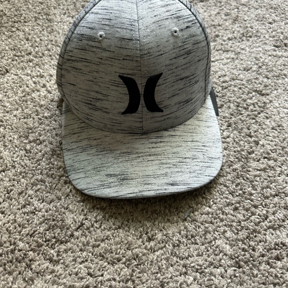 Hurley Heathered Gray Men's Fitted Hat